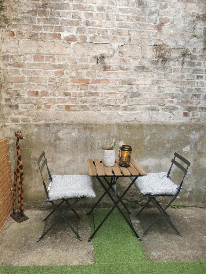 Appartement Cozy En Plein Centre Ville Amiens Exterior photo